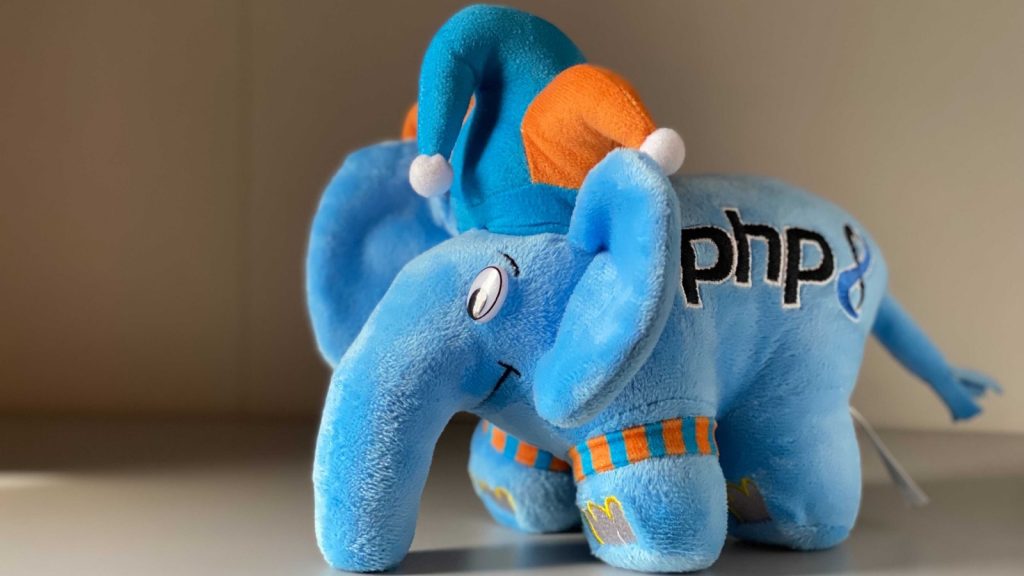 Blue PHP elephant mascotte representing version 8 of the programming language.